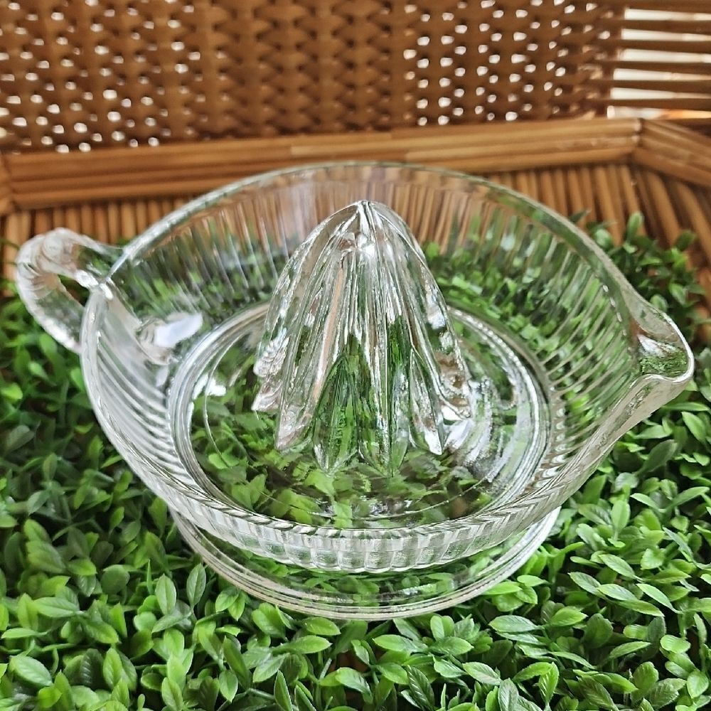 Vintage Citrus Reamer With Ribbed Glass & Handle